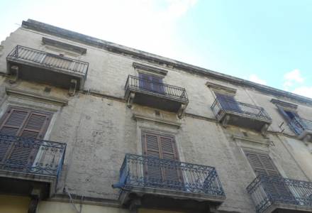 Appartamento con terrazza esclusiva zona via Fardella Trapani
